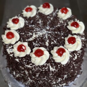 Black forest cake (only on pre-order)